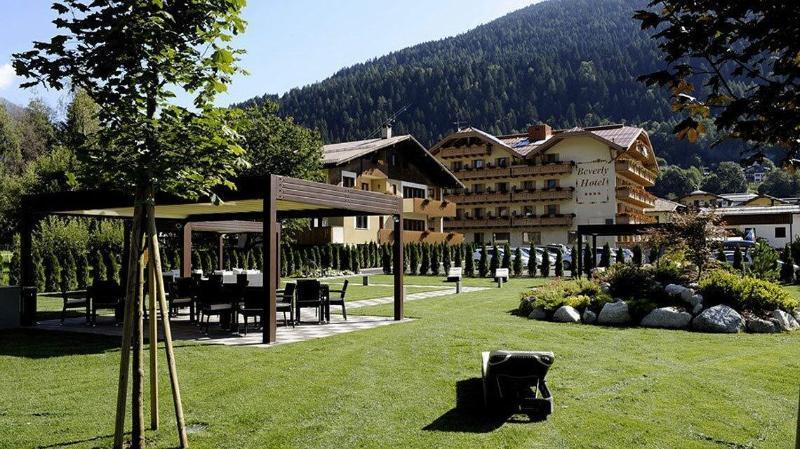 Beverly Alps Hotel & Spa ปินโซโล ภายนอก รูปภาพ